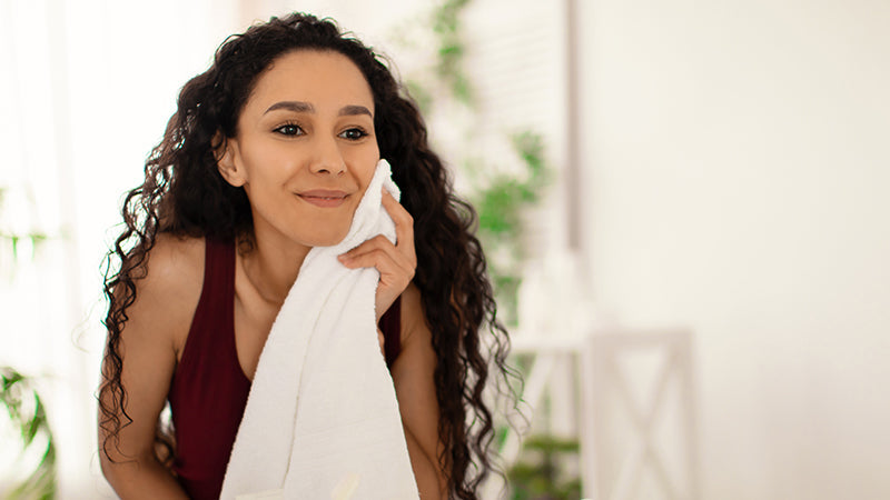 How to Protect Your Skin from UV Rays and Pollution