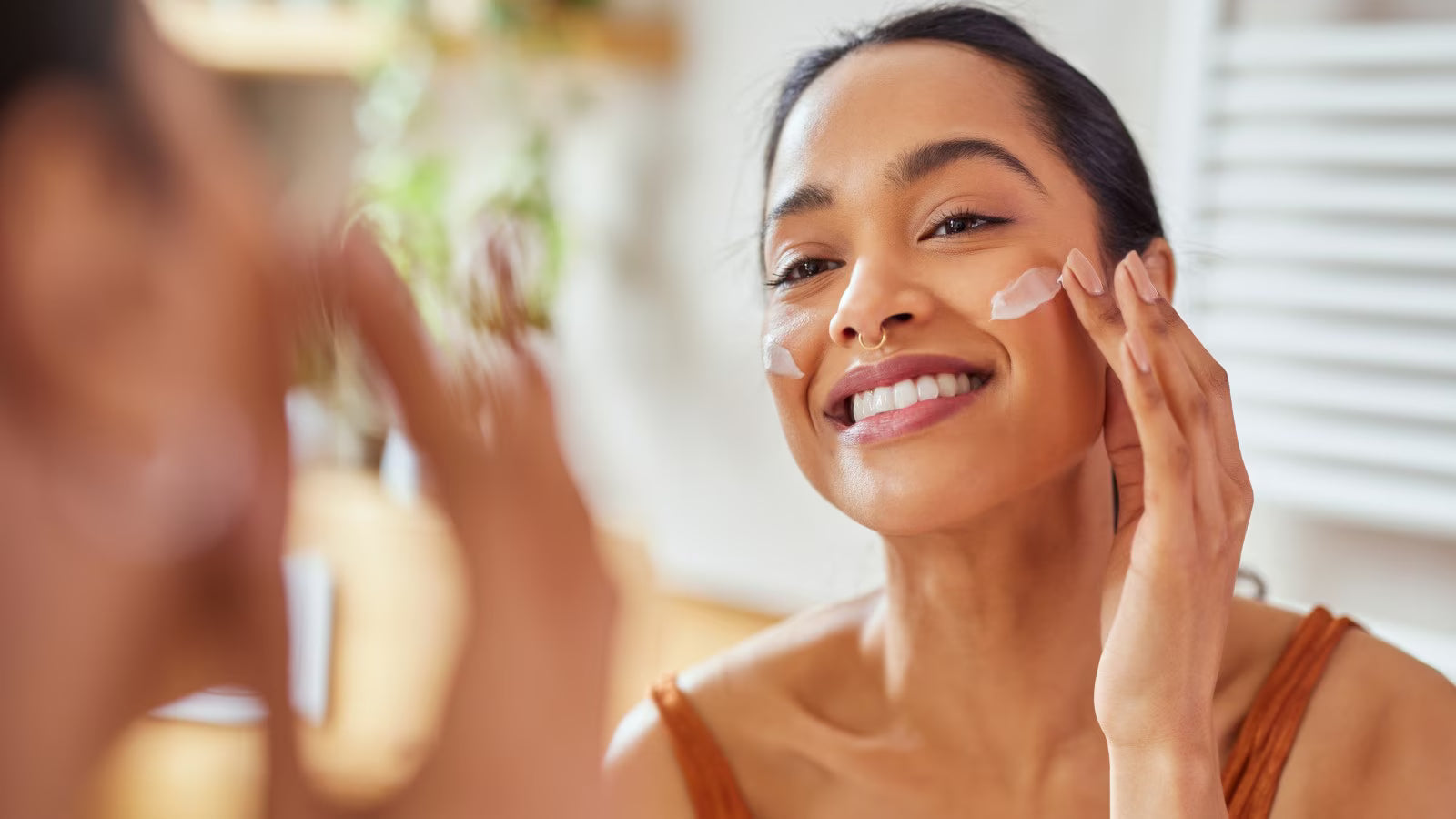 B‑White Peptide: How It Works to Lighten and Brighten Skin Safely