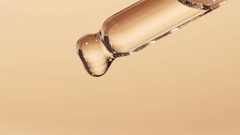 How to Maximize the Effectiveness of Vitamin C Serums in UAE