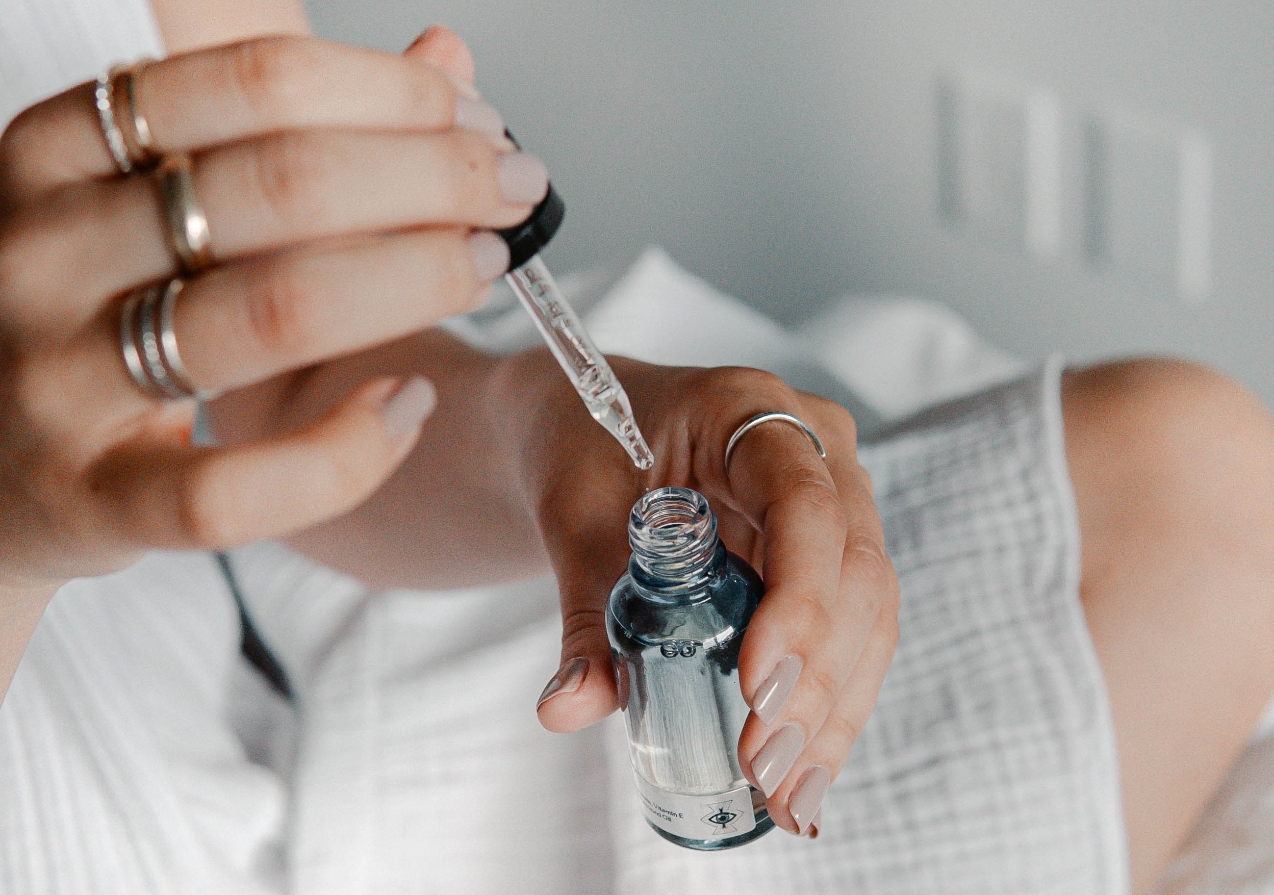 Hyaluronic Acid The Ultimate Hydrator for Plump, Healthy Skin